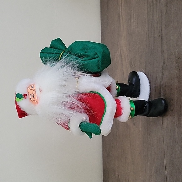 2006 Annalee Standing Santa with Green Bag - Picture 8 of 9